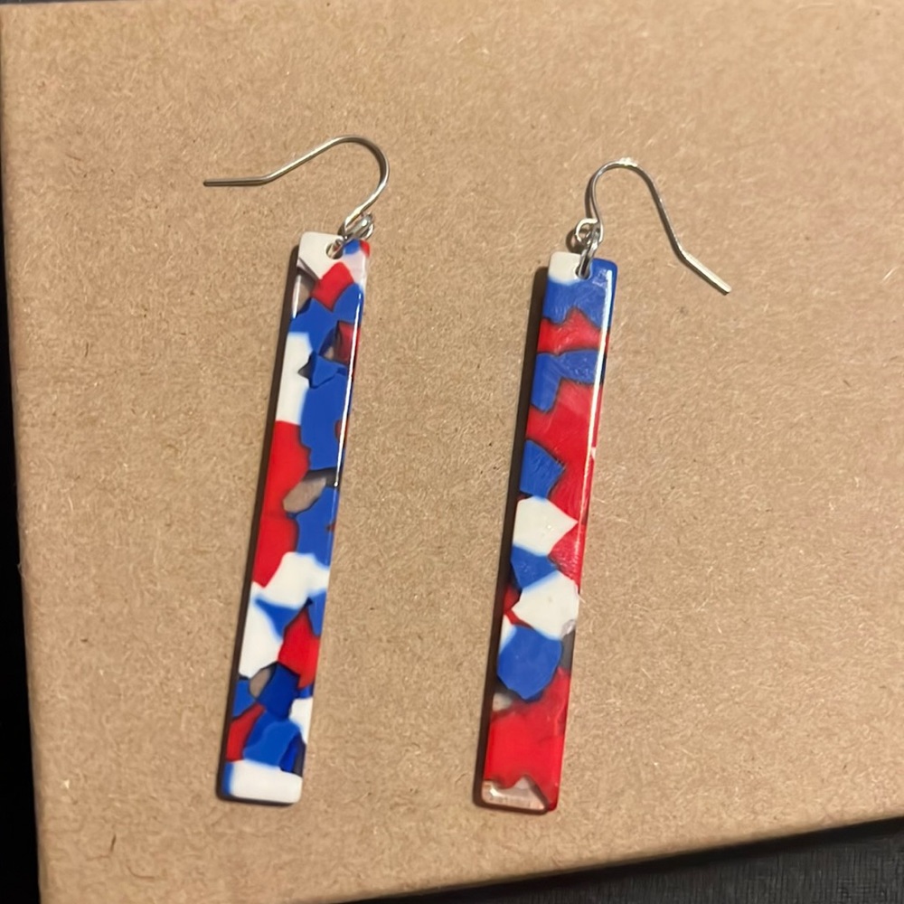 Acrylic bar patriotic red white blue clear earring